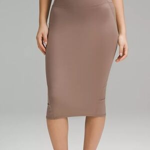 Nulu Slim-fit High-rise Skirt Taupetastic